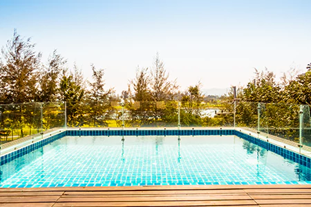 Cost of Glass Pool Fence Repair in Hialeah, FL